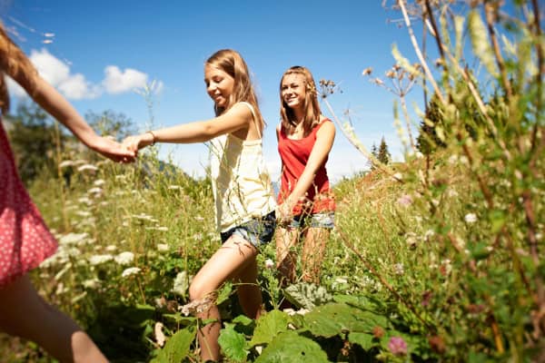 Jugendliche haben Spaß beim Englischcamp am Schluchsee