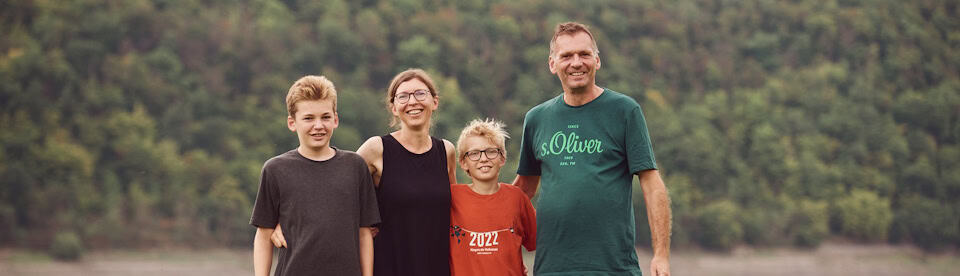 Familienfoto im Englisch Familiencamp an der Nordsee