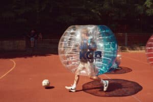 Bubble Football im Englisch Tagescamp Freiburg