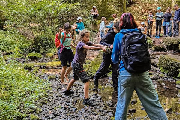 Jugendliche im Wildniscamp